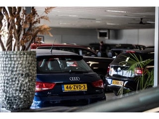 Thumbnail Mobil 9