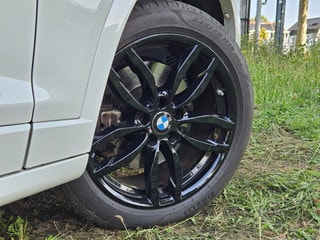 Thumbnail Mobil 10