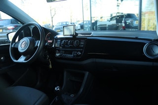 Thumbnail Mobil 6