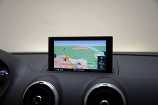 Thumbnail Mobil 8