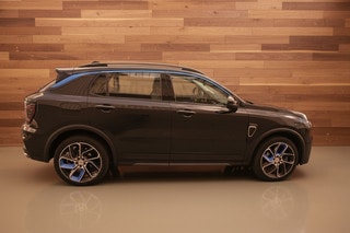 Thumbnail Mobil 6