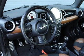 Thumbnail Mobil 9