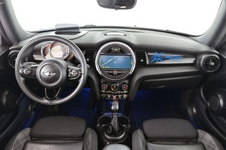 Thumbnail Mobil 7