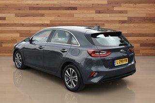 Thumbnail Mobil 3