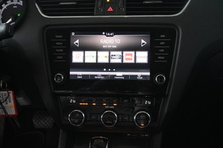Thumbnail Mobil 10