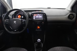 Thumbnail Mobil 10