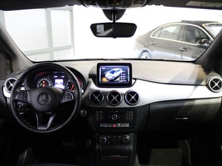 Thumbnail Mobil 3