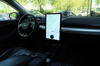 Thumbnail Mobil 8