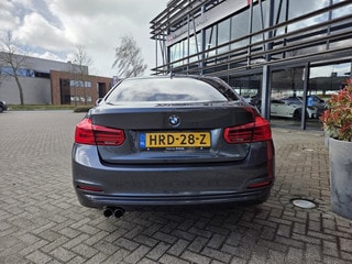 Thumbnail Mobil 8