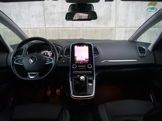 Thumbnail Mobil 4