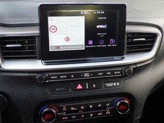 Thumbnail Mobil 10