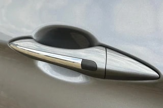 Thumbnail Mobil 8
