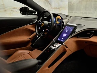 Thumbnail Mobil 8