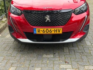 Thumbnail Mobil 6