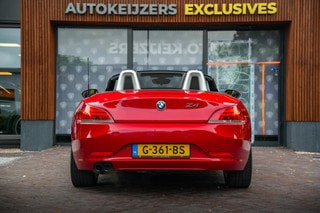 Thumbnail Mobil 8
