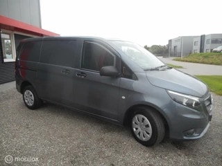 Thumbnail Mobil 6