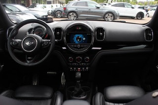 Thumbnail Mobil 2