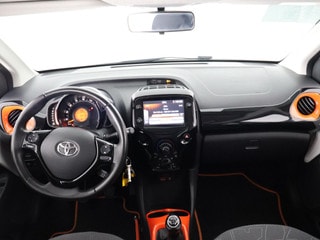 Thumbnail Mobil 9