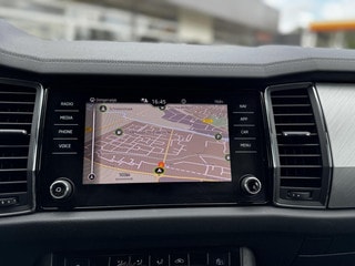 Thumbnail Mobil 9