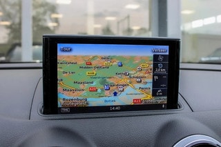Thumbnail Mobil 10
