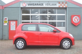 Thumbnail Mobil 6