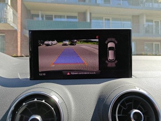 Thumbnail Mobil 9