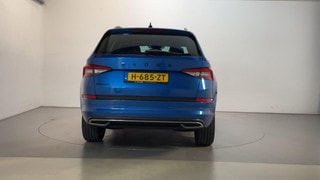 Thumbnail Mobil 10
