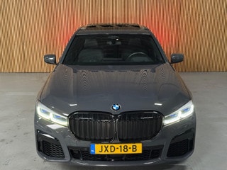 Thumbnail Mobil 8