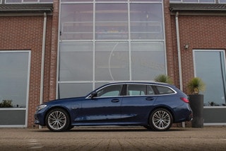 Thumbnail Mobil 6