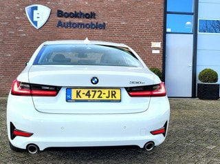 Thumbnail Mobil 8