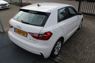 Thumbnail Mobil 6