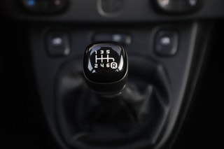 Thumbnail Mobil 10