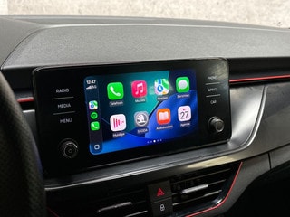 Thumbnail Mobil 8
