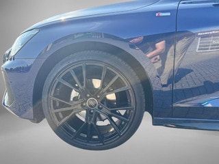 Thumbnail Mobil 9