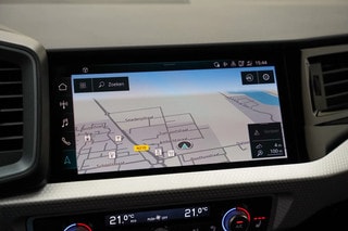 Thumbnail Mobil 8