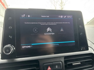 Thumbnail Mobil 6