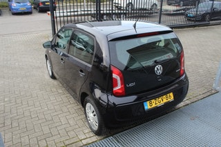 Thumbnail Mobil 4