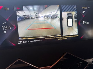 Thumbnail Mobil 8