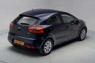 Thumbnail Mobil 10