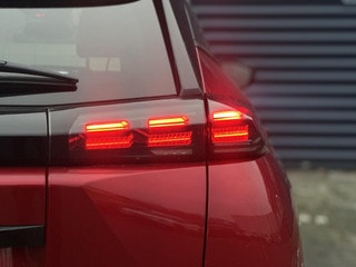 Thumbnail Mobil 8