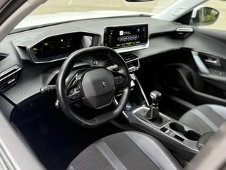 Thumbnail Mobil 8