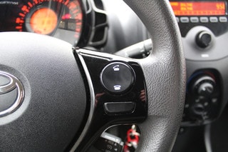 Thumbnail Mobil 6