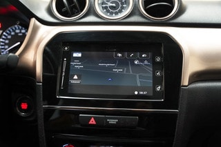Thumbnail Mobil 8