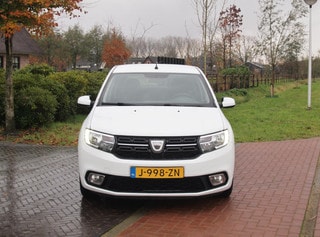 Thumbnail Mobil 6