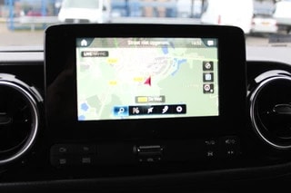 Thumbnail Mobil 8