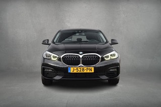 Thumbnail Mobil 8