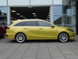 Thumbnail Mobil 4