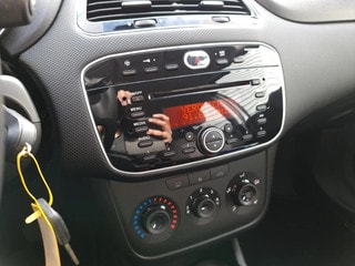 Thumbnail Mobil 6