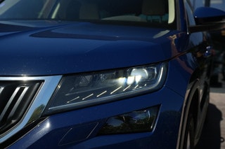 Thumbnail Mobil 10