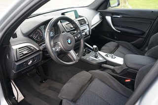 Thumbnail Mobil 10